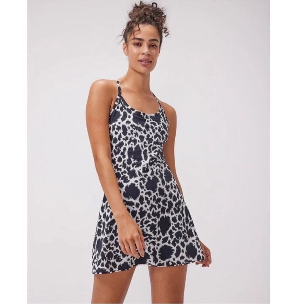 NWT Outdoor Voices Dalmatian Animal Print The Exercise Dress Size XS Black White